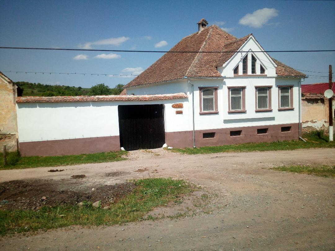 Гостевой дом Casa Din Barcut Экстерьер фото
